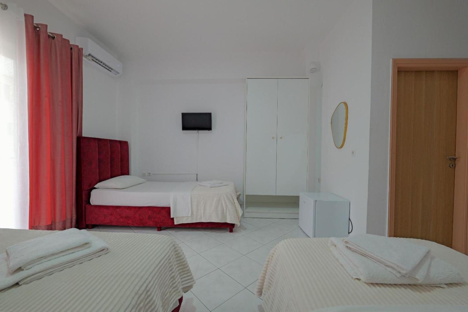 Hotel Eden Sarandë Exterior foto